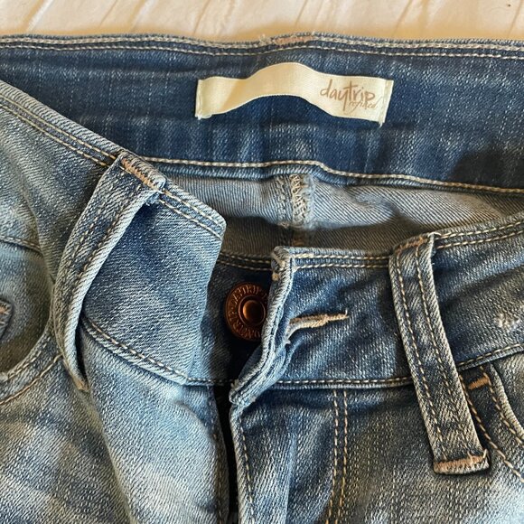 Daytrip Women Jeans size 24 - Picture 1 of 3